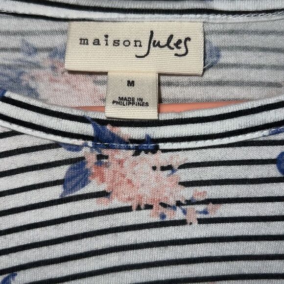 Maison Jules striped floral, long sleeve twist front top size medium - Picture 8 of 12